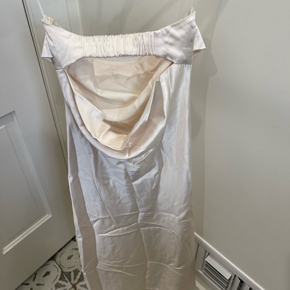 Verge Girl Strapless Midi Dress - Picture 6 of 6